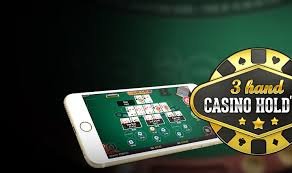 Simbol keamanan digital dan perlindungan data pada platform hiburan digital berwarna gelap ungu